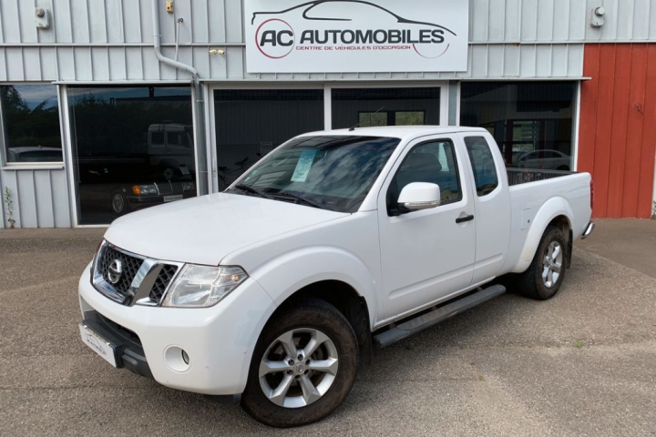 NISSAN NAVARA