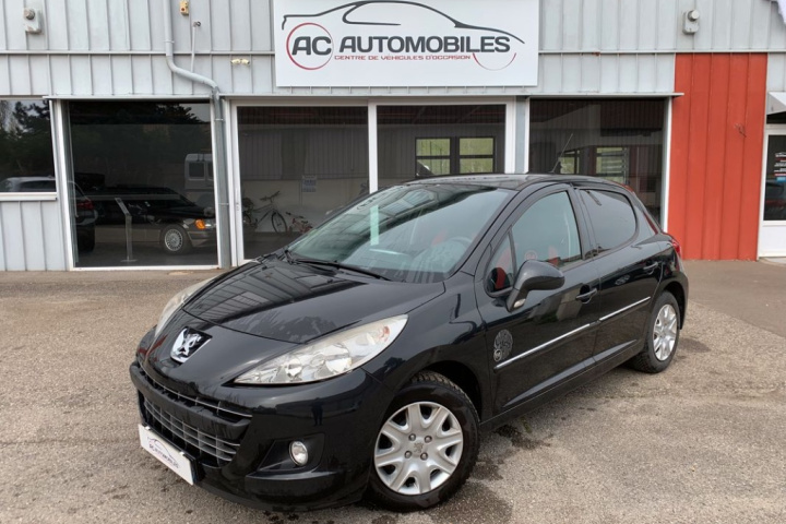 PEUGEOT 207