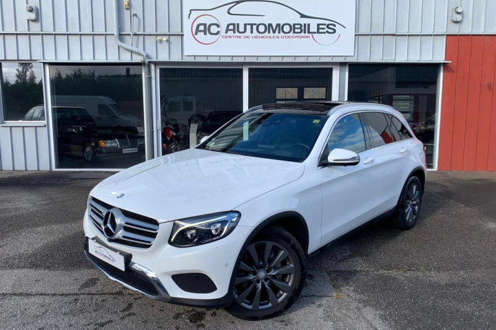 MERCEDES GLC