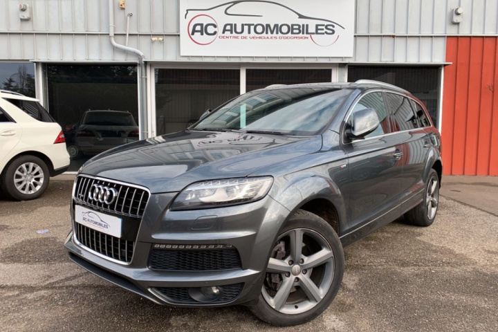 AUDI Q7