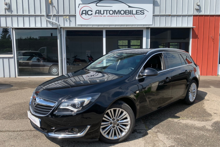 OPEL INSIGNIA SPORTS TOURER